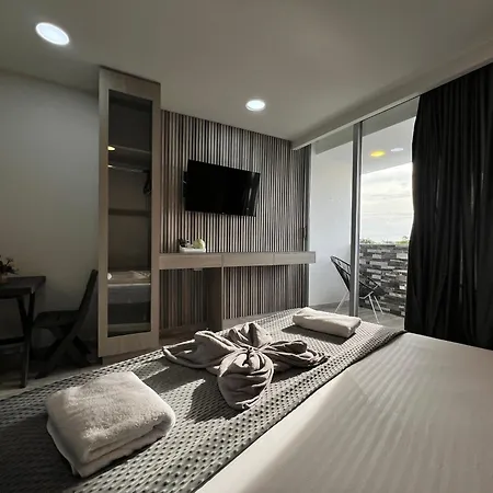 Apartamento Con Balcon Cerca Al Centro *